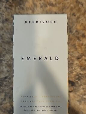 Herbivore Botanicals Emerald Deep Moisture Glow Oil - White
